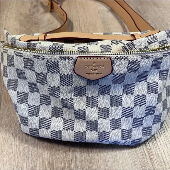 Stylish Checkered Shoulder Bag - Picture 3 of 3